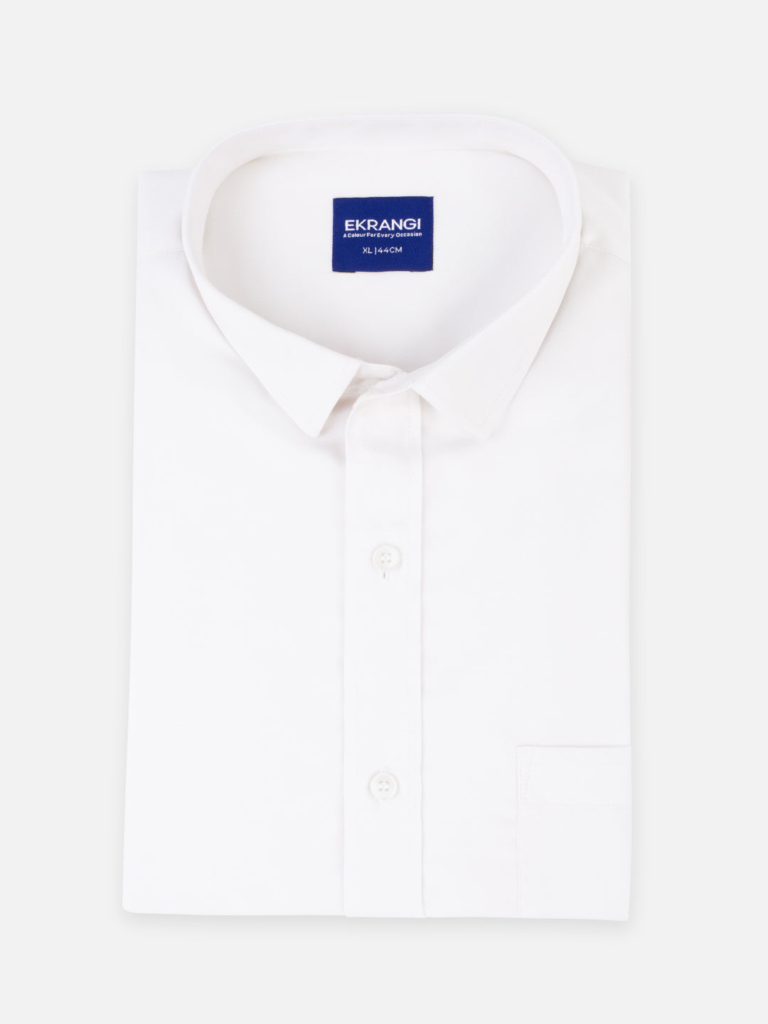 Folded men’s frost white premium cotton regular fit shirt by Ekrangi