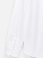 Close-up of fabric of men’s frost white premium cotton shirt by Ekrangi
