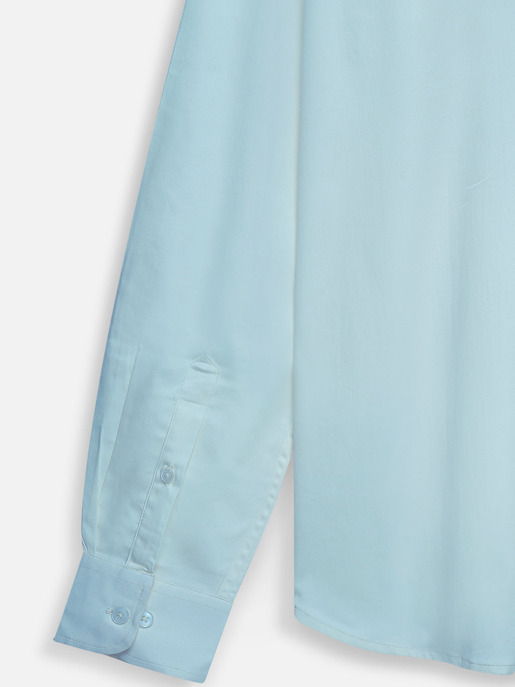 Close-up of fabric of men’s skyline blue premium cotton shirt by Ekrangi