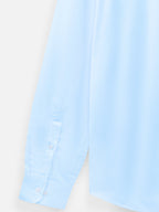 Close-up of fabric of men’s tranquil blue premium cotton shirt by Ekrangi
